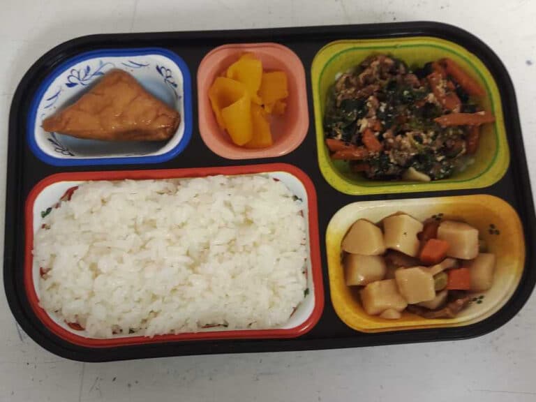 4月8日の昼食メニュー